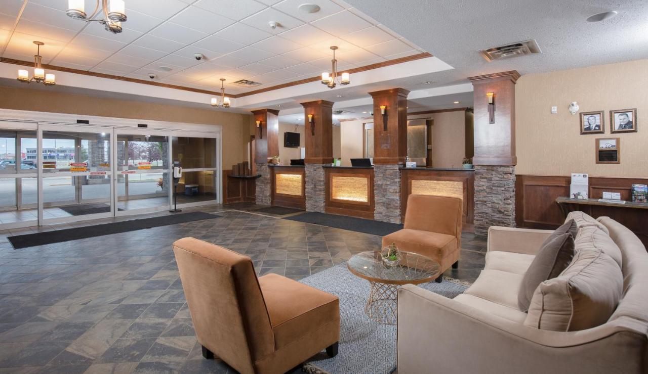 Pomeroy Hotel Fort St. John Екстериор снимка