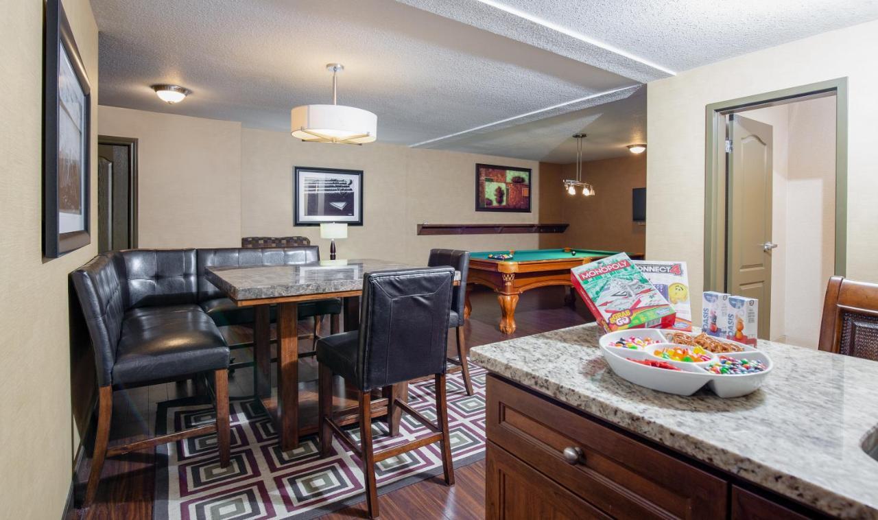 Pomeroy Hotel Fort St. John Екстериор снимка