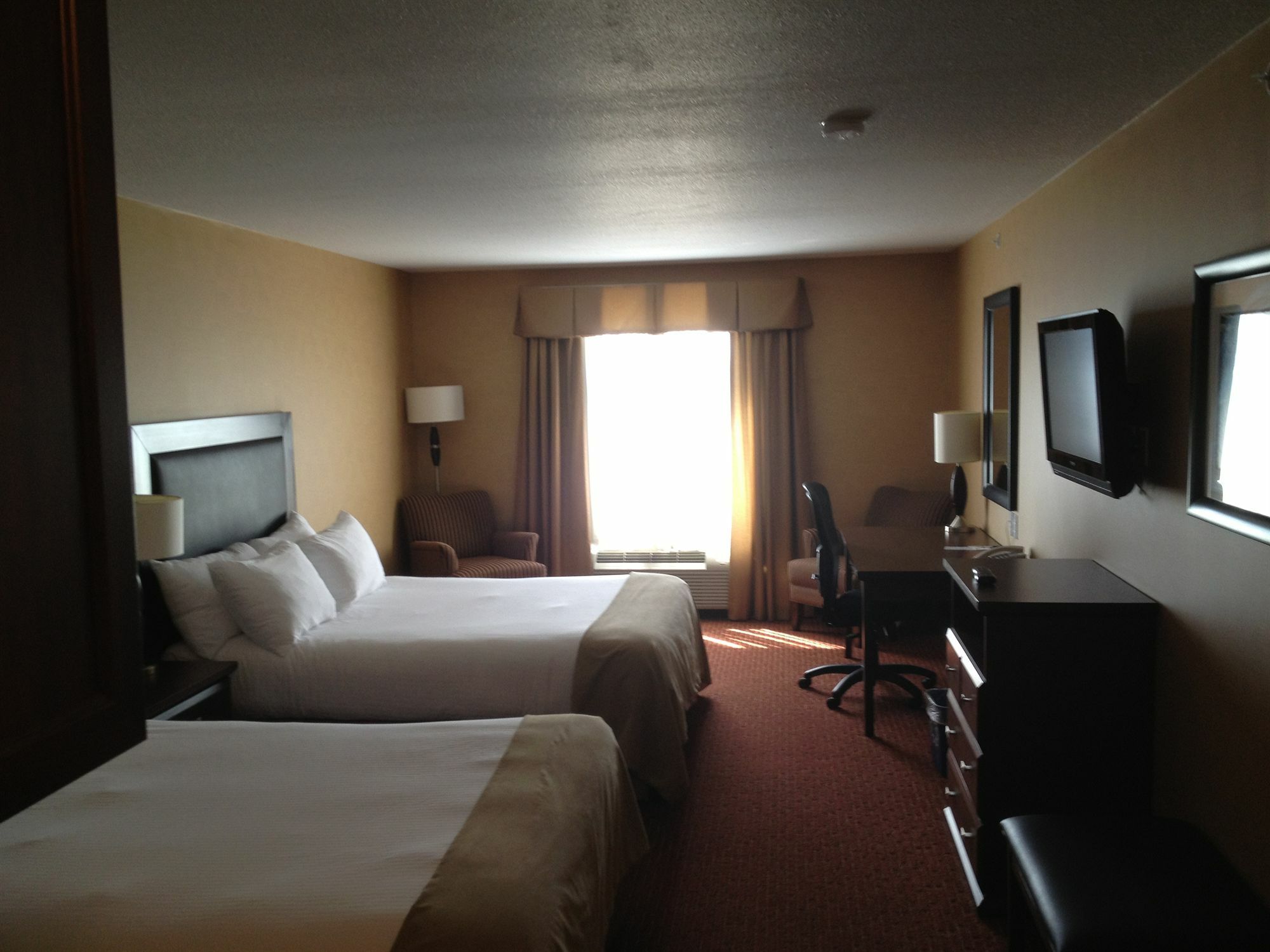 Pomeroy Hotel Fort St. John Екстериор снимка